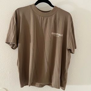 ESSENTIALS Womens Crop